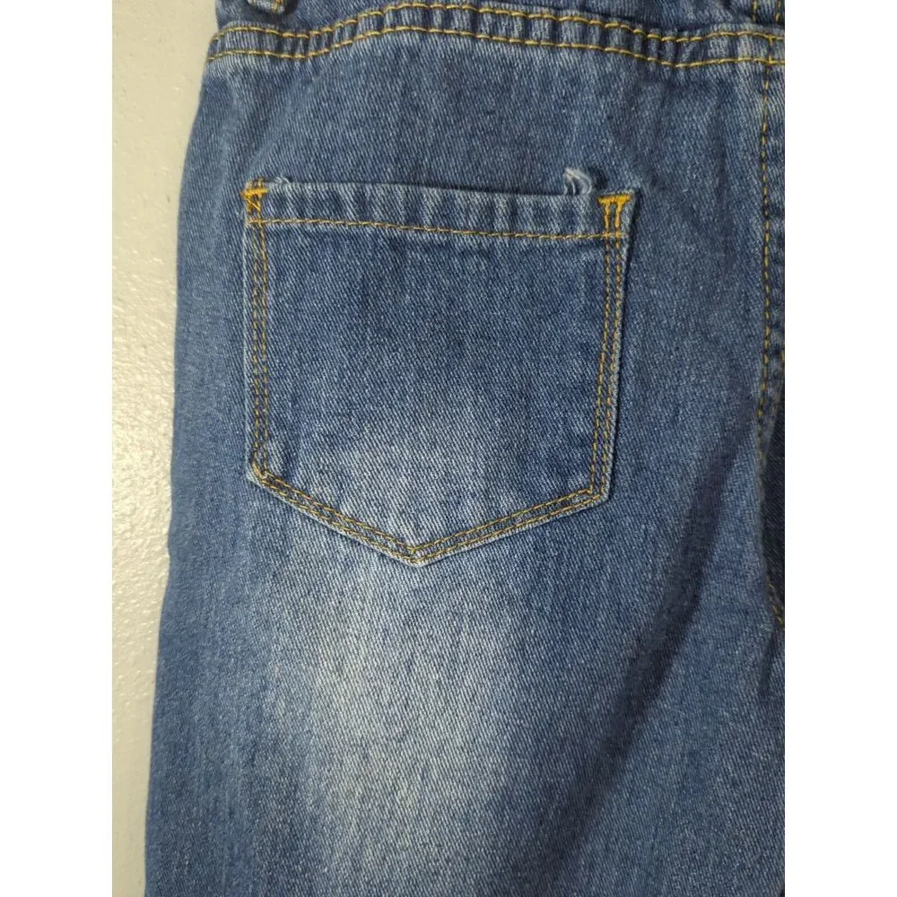 Chelsea & Violet Girls Size Large Distressed Cropped Blue‎ Jeans 575